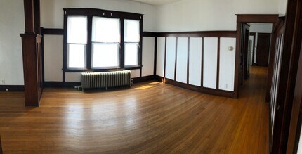 571 Washington Ave, Unit 1 in Albany, NY - Building Photo - Building Photo