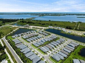 4550 Jolly Roger Mnr in Wabasso, FL - Building Photo - Building Photo