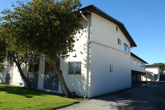 433 Williams Rd in Salinas, CA - Building Photo - Building Photo