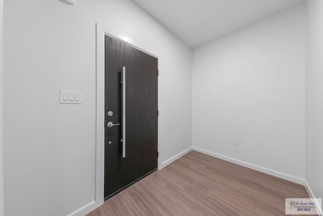 165 Ruben Torres SR Blvd, Unit A7 in Brownsville, TX - Building Photo - Building Photo