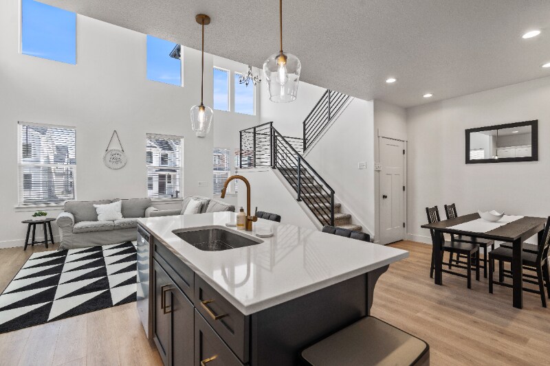 1995 N 3930 W in Eagle Mountain, UT - Foto de edificio