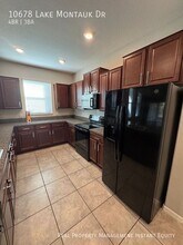 10678 Lake Montauk Dr in Riverview, FL - Building Photo - Building Photo