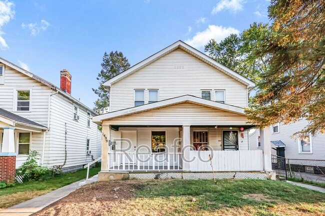 property at 1499 Briarwood Ave