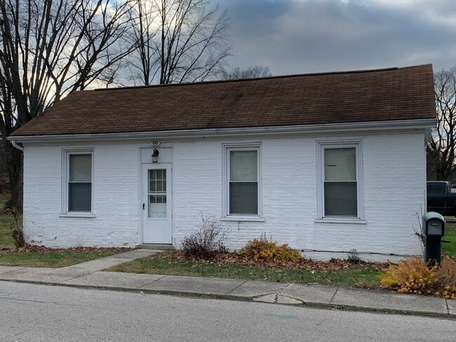 property at 202 S Ash St
