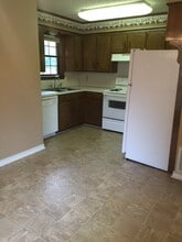 3929 Eastwood Dr, Unit 3929-1 in Texarkana, AR - Foto de edificio - Building Photo