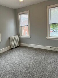 530 N Broad St, Unit Apt. B photo'