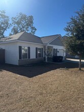 396 Alcott Cir in Hinesville, GA - Building Photo - Building Photo