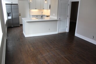 5026 N Winthrop Ave-Unit -2N in Chicago, IL - Building Photo - Building Photo