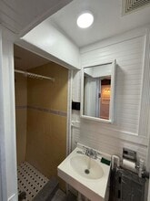 9005 Riverside Pl in North Bergen, NJ - Building Photo - Building Photo