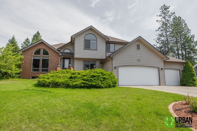 property at 7108 N Westgate Pl