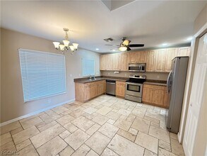 2910 21st St SW in Lehigh Acres, FL - Building Photo - Building Photo