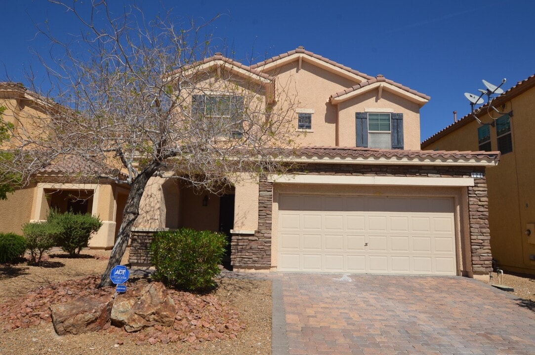 126 La Tourette Ct in Las Vegas, NV - Building Photo