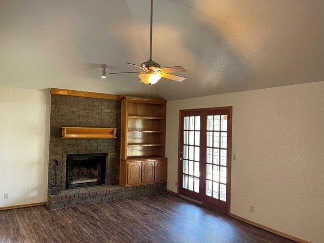 1225 SW 99th Terrace in Oklahoma City, OK - Building Photo - Building Photo