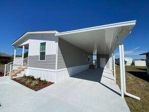 2563 Skyview St in Sebring, FL - Building Photo - Building Photo