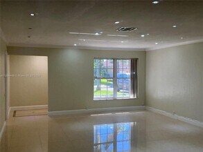 2510 NW 116th Terrace in Coral Springs, FL - Building Photo - Building Photo