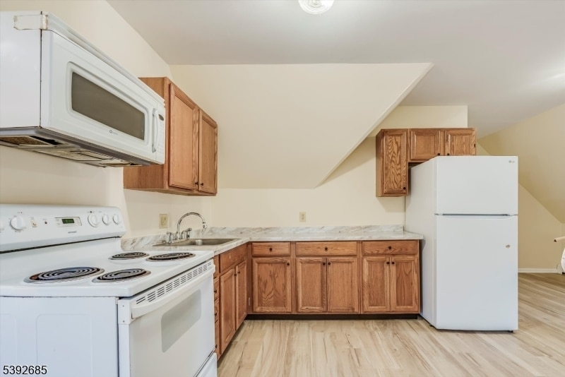 7 Washington St in Newton, NJ - Building Photo