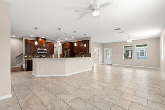 7333 S Trask St in Tampa, FL - Building Photo - Building Photo