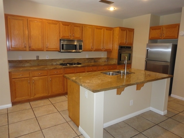 903 Golden Poppy St in Las Vegas, NV - Building Photo - Building Photo