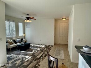 3330 S Gilbert Rd in Chandler, AZ - Building Photo - Building Photo