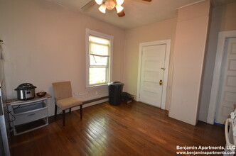 79 Walnut Pl, Unit 1 in Brookline, MA - Foto de edificio - Building Photo