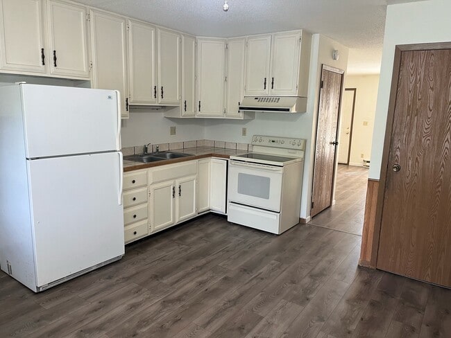 property at 950 12th Ave S