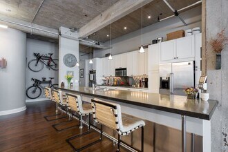 850 W Adams St in Chicago, IL - Building Photo - Building Photo