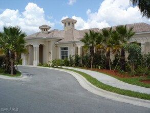 2684 Sunset Lake Dr in Cape Coral, FL - Building Photo - Building Photo