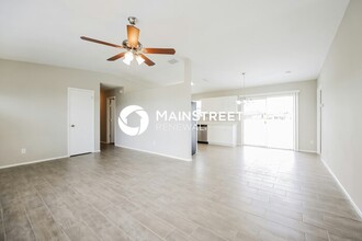 1911 NE 17th Pl in Cape Coral, FL - Building Photo - Building Photo