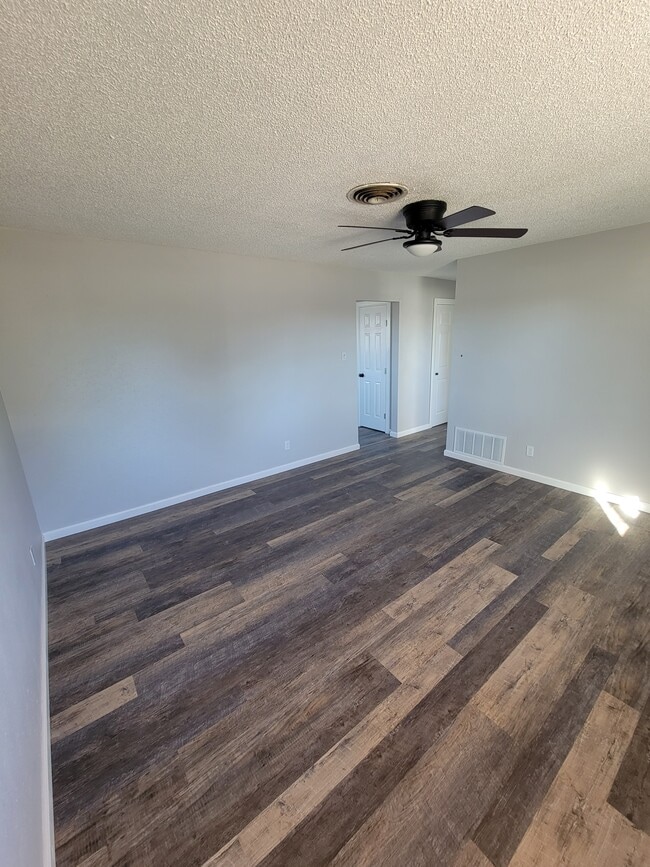 property at 307 Robins Dr
