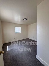 1323 Canal St in Modesto, CA - Building Photo - Building Photo
