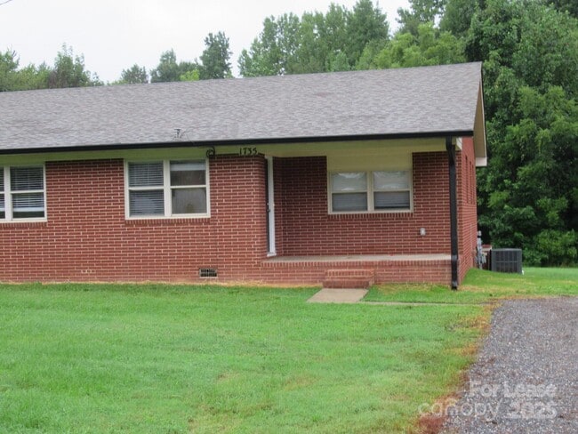 1735 River Rd in Lincolnton, NC - Building Photo - Building Photo