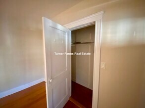 89 Hillsdale Rd, Unit 1 in Medford, MA - Building Photo - Building Photo