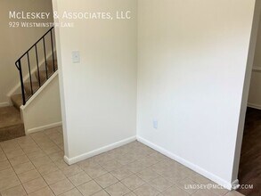 929 Westminster Ln in Virginia Beach, VA - Building Photo - Building Photo
