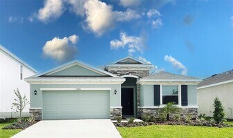 17915 Cantarina Cove in Bradenton, FL - Building Photo