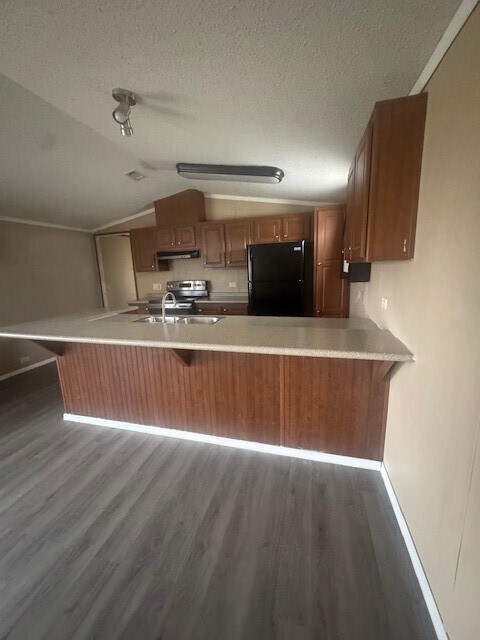 property at 760 Reyes Silva Ln