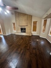 2306 N Thomas Dr in Hobbs, NM - Building Photo - Building Photo