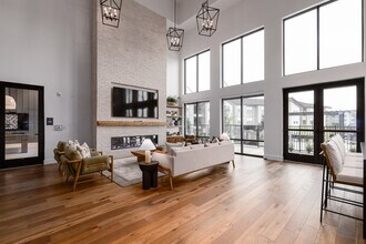 Bluestem at Loyola in Austin, TX - Foto de edificio - Interior Photo