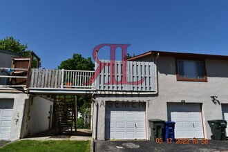 2501 Burgandy Ln in Columbus, OH - Building Photo - Building Photo