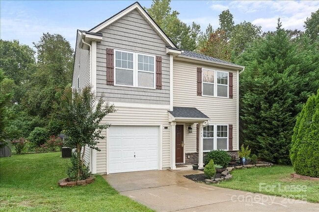 1548 Logan Patrick Court in Gastonia, NC - Building Photo - Building Photo