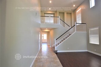 30262 Trois Valley St in Murrieta, CA - Foto de edificio - Building Photo