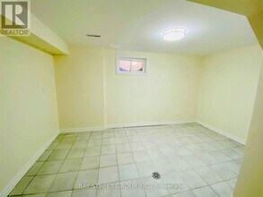 69 Shellamwood Trail in Toronto, ON - Building Photo - Building Photo
