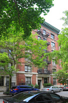 310 W 93rd St Apartments