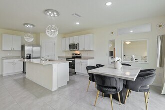 8380 Claw Glades Loop in Wesley Chapel, FL - Foto de edificio - Building Photo