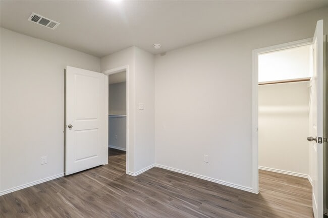 property at 2410 Flathead Dr