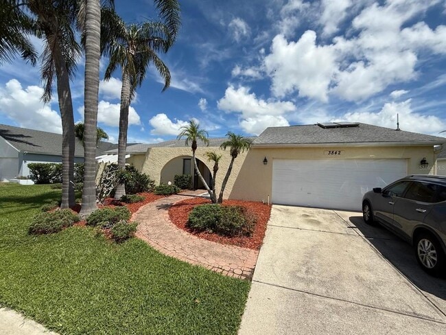 3842 Kingston Blvd in Sarasota, FL - Building Photo - Building Photo