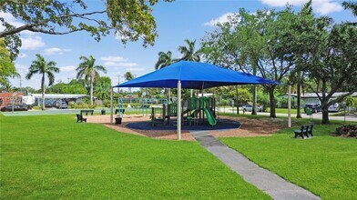 6331 SW 35th St in Miramar, FL - Building Photo - Building Photo