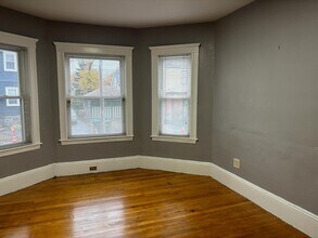 250 Arlington St in Medford, MA - Building Photo - Building Photo