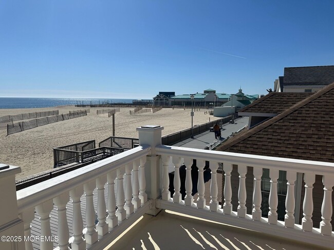 247 Boardwalk in Point Pleasant Beach, NJ - Building Photo - Building Photo