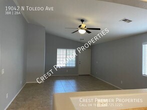 19042 N Toledo Ave in Maricopa, AZ - Building Photo - Building Photo