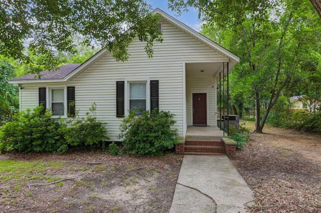 841 Ohio St in Columbia, SC - Building Photo